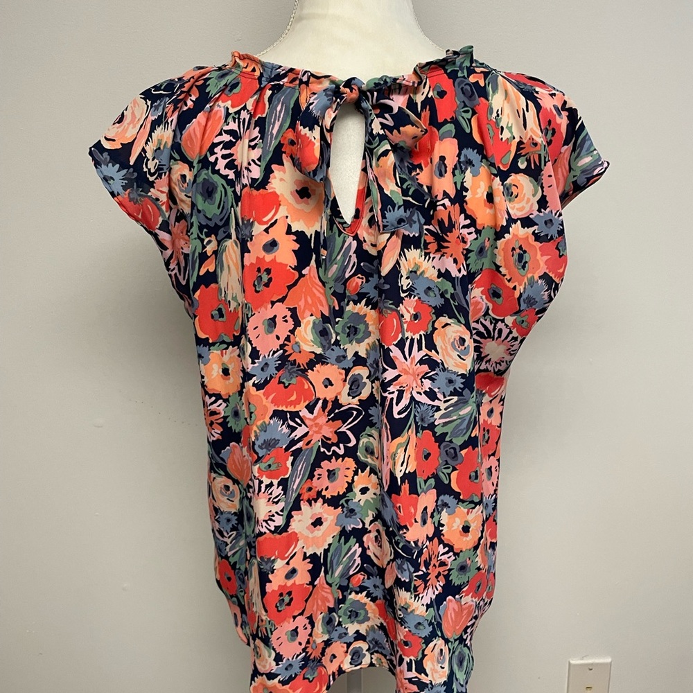 LC Lauren Conrad Navy Floral Scoop Neck Blouse - Picture 6 of 14